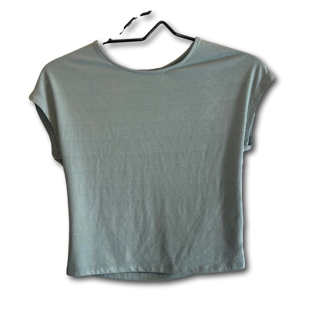 Pink Rose T-Shirt Women's Medium Sage Cropped Short Sleeve Boat Neck Top NWT